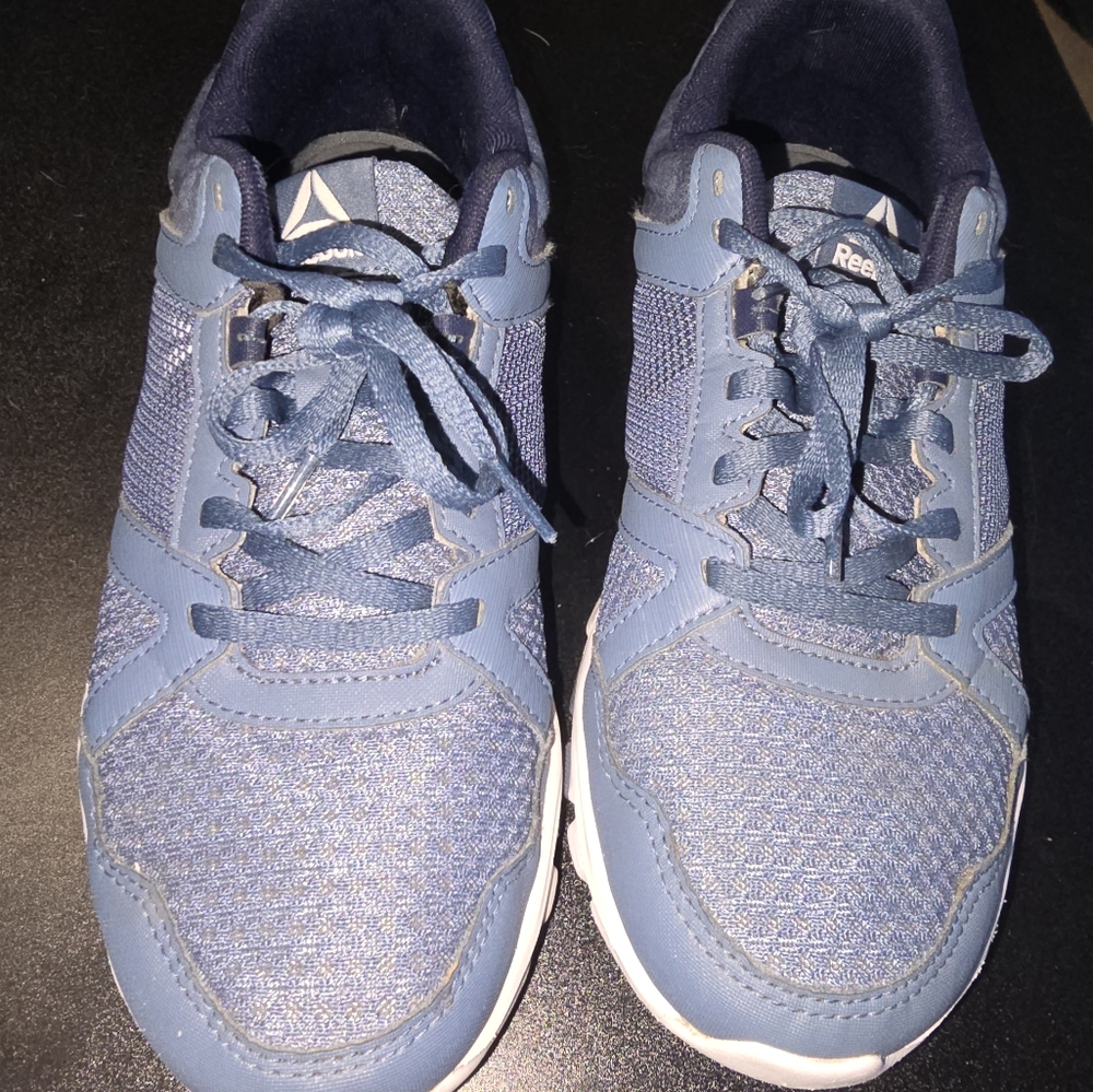 Reebok womens sneakers blue size 11